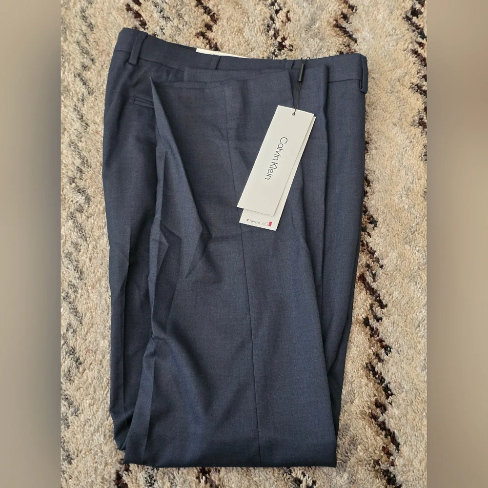 Calvin Klein Dress Pants Men 35x30 Navy Blue NWT $95 Slim Fit Stretch - Picture 5 of 6